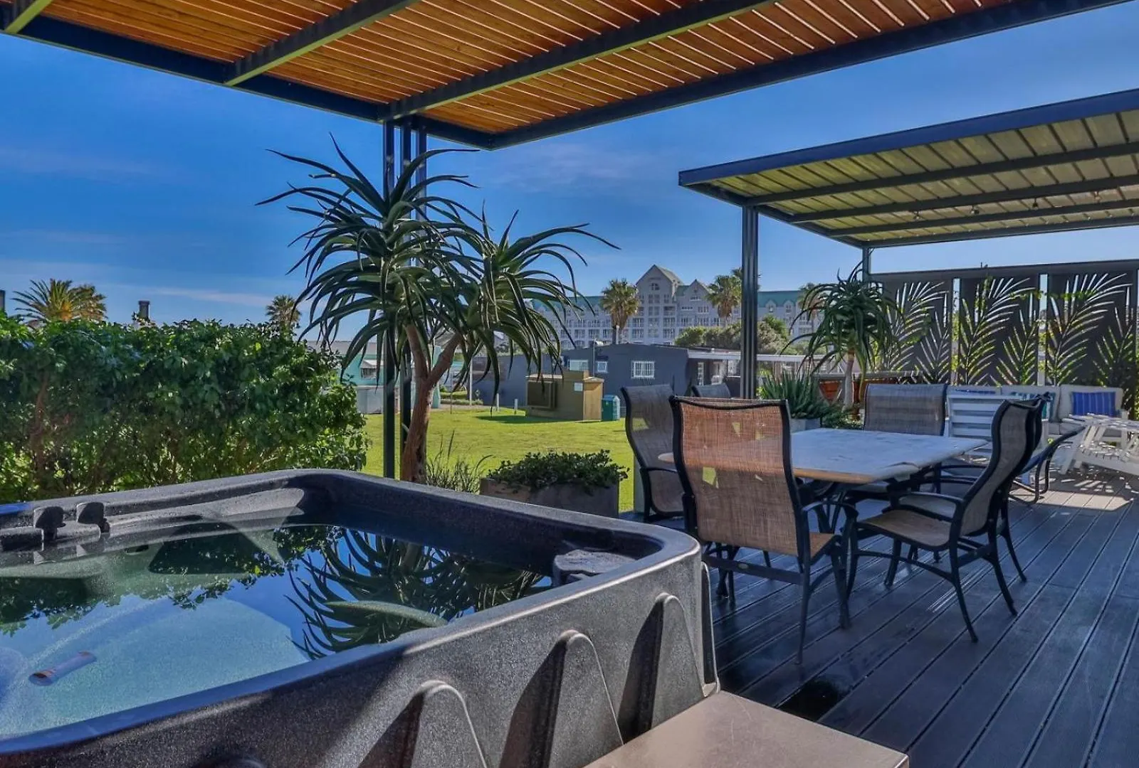 Driftwood Beach House Cape Town Holiday home